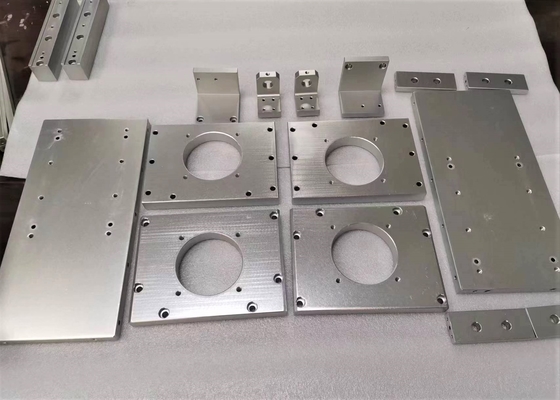 Части машины медицинской службы нержавеющей стали CNC точности поворачивая подвергая механической обработке алюминиевые